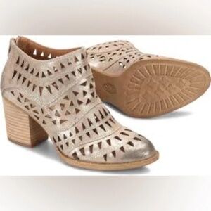 Sofft Westwood Tan/Gold Laser Cut Bootie, 8.5